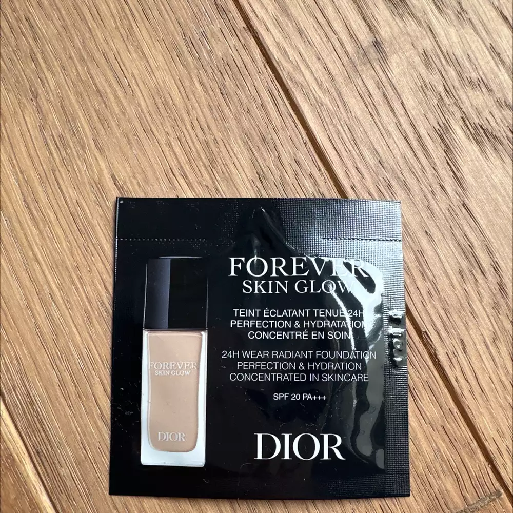 DIOR - Forever skin glow - Teint éclatant tenue 24h